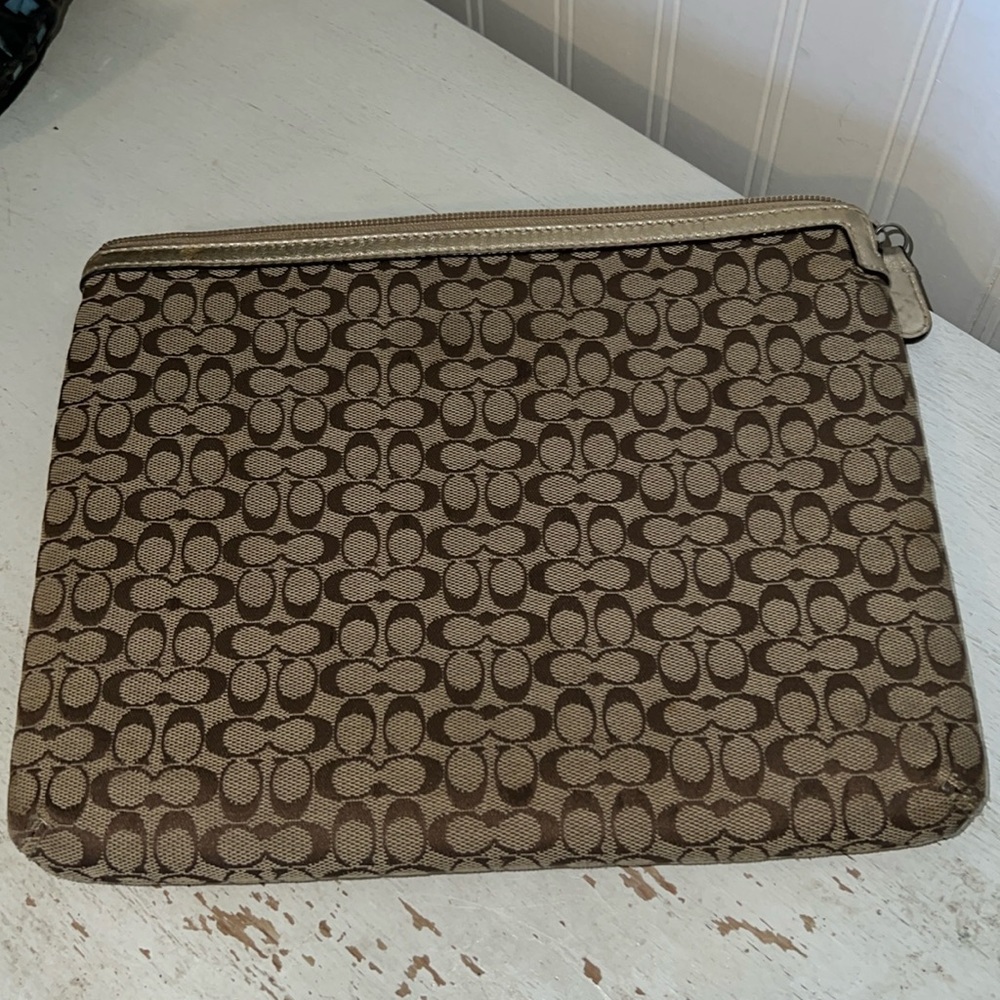 Coach tablet case signature 10” x 8”